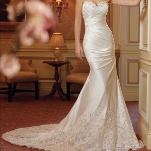 NWT Size 6 Sophia Tolli Doreah Sample Wedding Dress